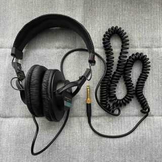 ソニー(SONY)の（（YU様専用））SONY 折りたたみ式モニター ヘッドホン MDR-7506(ヘッドフォン/イヤフォン)