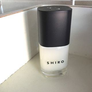 シロ(shiro)のSHIRO 酒かすネイル美容液(ネイルケア)