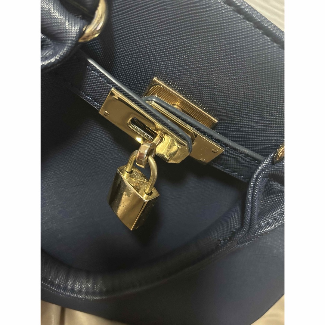Ober Tashe(オーバータッシェ)のハンドバッグ　ショルダーバッグ　紺 レディースのバッグ(ハンドバッグ)の商品写真