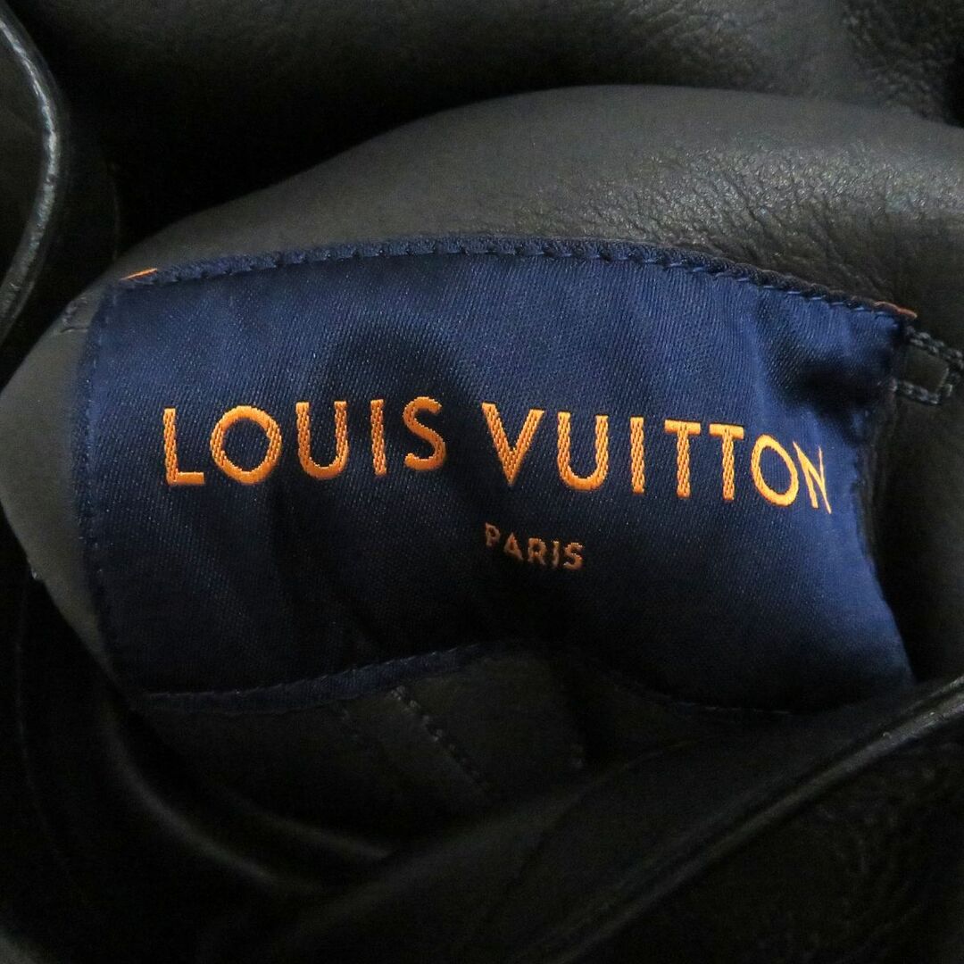 LOUIS VUITTON(ルイヴィトン)の未使用品□20AW ルイヴィトン 1A5ZV9 リバーシブル モノグラム シアリング ラムレザー ムートンジャケット 46 チャコール フランス製 正規　t01-st30404-9834 メンズのジャケット/アウター(その他)の商品写真