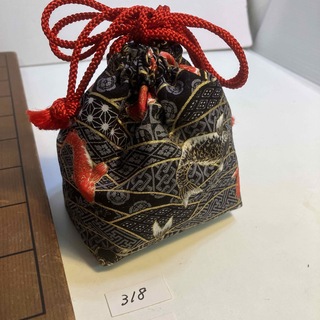  錦鯉柄の駒袋:持ち運びが便利な巾着タイプNo.318(囲碁/将棋)