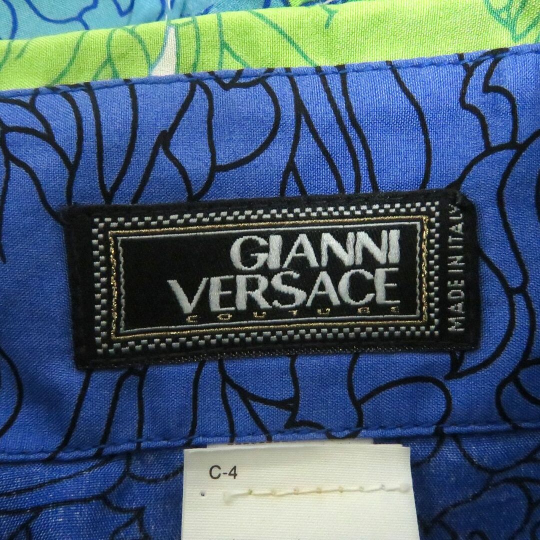 Gianni Versace(ジャンニヴェルサーチ)の美品□GIANNI VERSACE COUTURE ヴェルサーチ メデューサ 総柄 ボタンダウン シルク100％ 長袖 柄シャツ マルチカラー 48 イタリア製 正規品　t10-st30322-922 メンズのトップス(シャツ)の商品写真