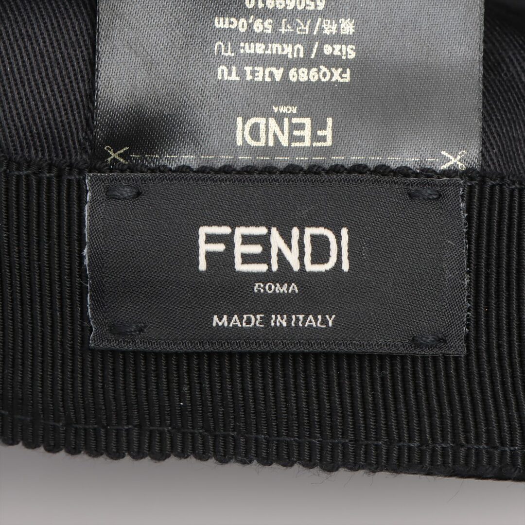 FENDI(フェンディ)のフェンディ ズッカ レザー  ブラック ユニセックス キャップ レディースの帽子(キャップ)の商品写真