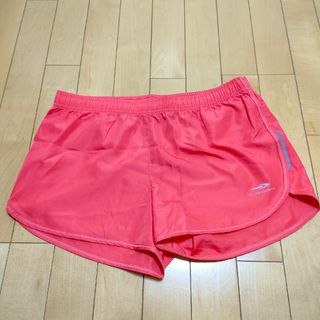 ティゴラ(TIGORA)の【美品】ティゴラ tigora レディースランニングパンツ Lサイズ ピンク(ウェア)