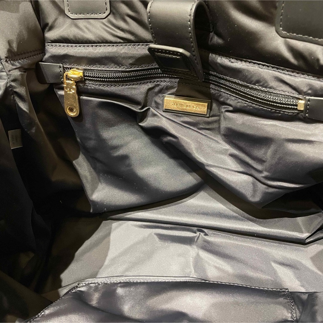 Tory Burch(トリーバーチ)のTORY BURCH♦︎トリーバーチ エラ パフィートートバッグ ブラック 黒 レディースのバッグ(トートバッグ)の商品写真
