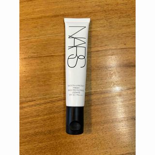 ナーズ(NARS)のナーズ スムース＆プロテクトプライマー 化粧下地 30ml(化粧下地)