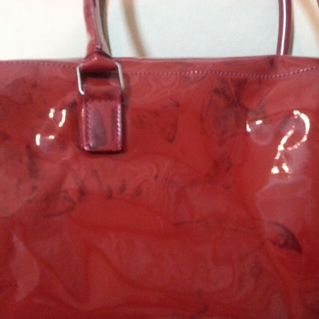 miumiu(ミュウミュウ)のmiu miu エナメルレッドボストン レディースのバッグ(ボストンバッグ)の商品写真