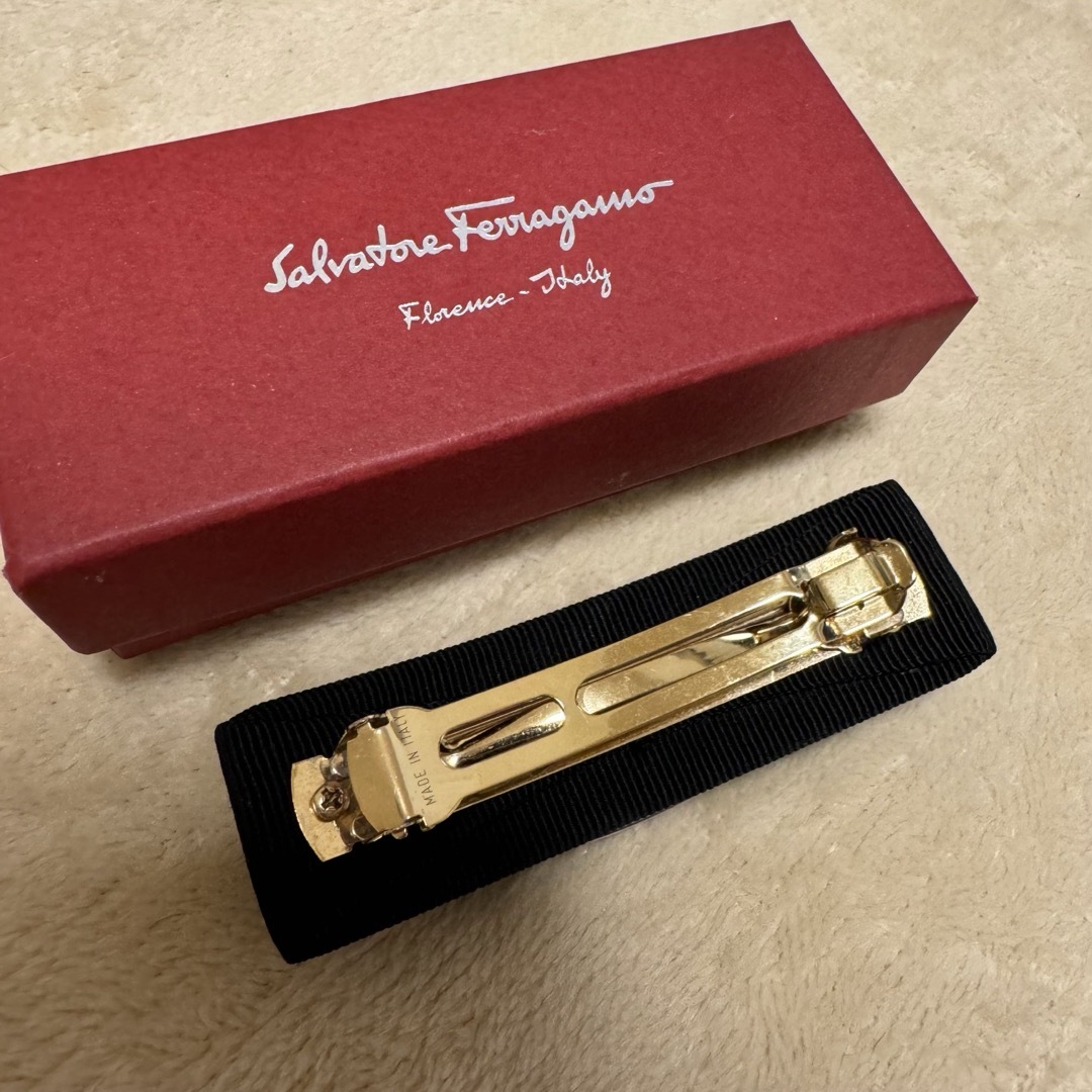 Salvatore Ferragamo(サルヴァトーレフェラガモ)のSalvatore Ferragamo バレッタ レディースのヘアアクセサリー(バレッタ/ヘアクリップ)の商品写真