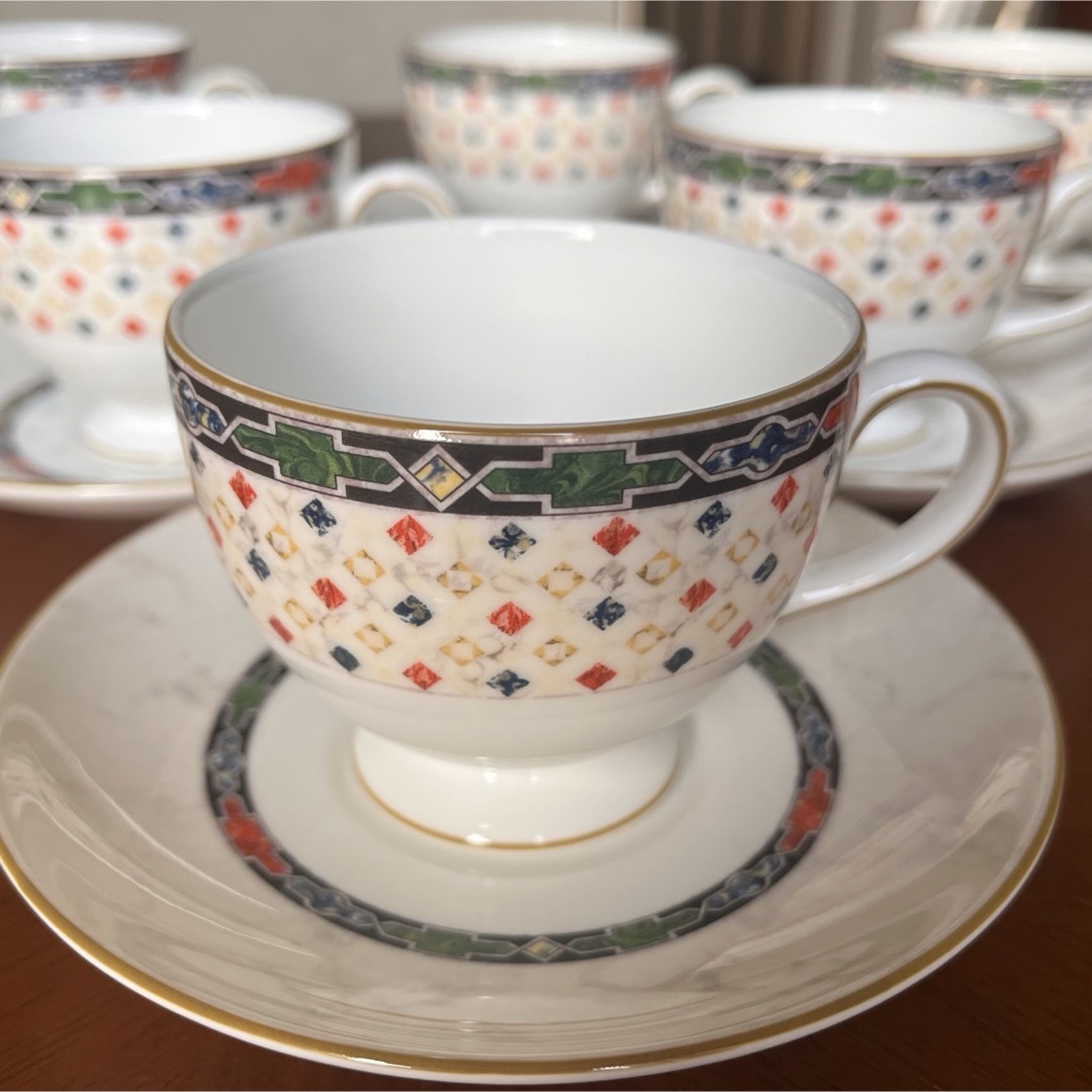 WEDGWOOD(ウェッジウッド)の【黒壺美品】ウェッジウッド★ハーレクイン★C/S 6客（オリジナルBOX入り） インテリア/住まい/日用品のキッチン/食器(グラス/カップ)の商品写真