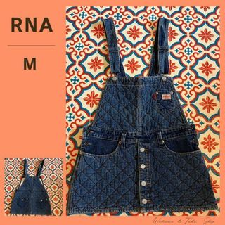 RNA - アールエヌエー　RNA　デニム　キルティング　ミニジャンパースカートM　ミニスカ