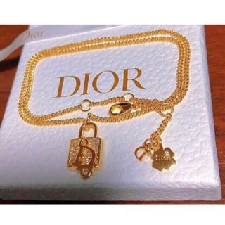 クリスチャンディオール(Christian Dior)のDior ネックレス Diorロゴ 南京錠 gold 可愛い ディオール(ネックレス)