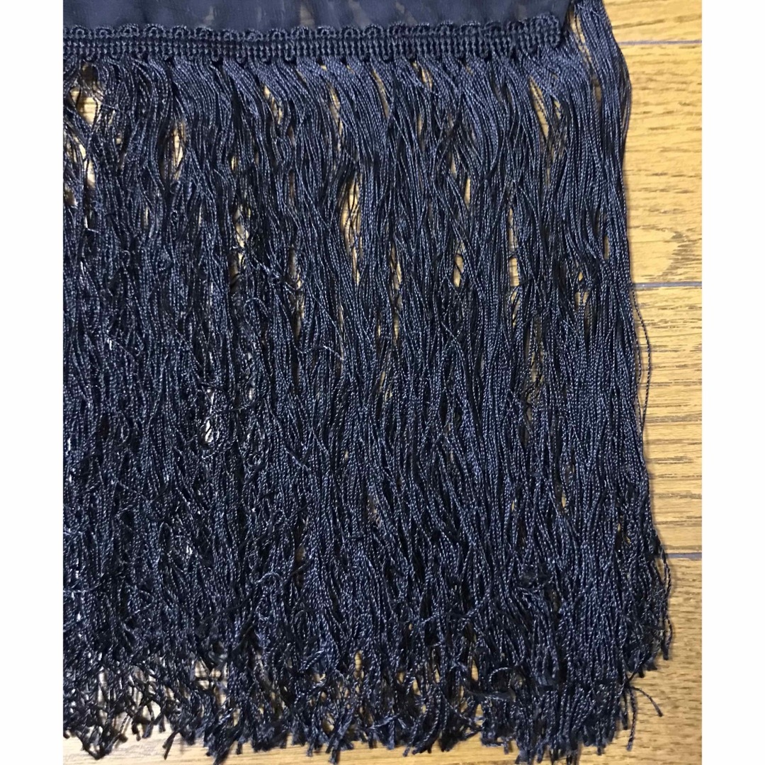 BARNEYS NEW YORK(バーニーズニューヨーク)の新品☆高級・ストール・シルク混・イタリア製・総刺繍・黒・バーニーズニューヨーク☆ レディースのファッション小物(ストール/パシュミナ)の商品写真