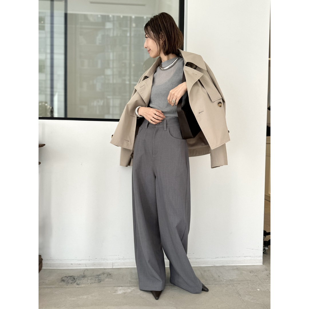 L'Appartement DEUXIEME CLASSE(アパルトモンドゥーズィエムクラス)のMINITZ SHORT TRENCH COAT L'appartement レディースのジャケット/アウター(トレンチコート)の商品写真