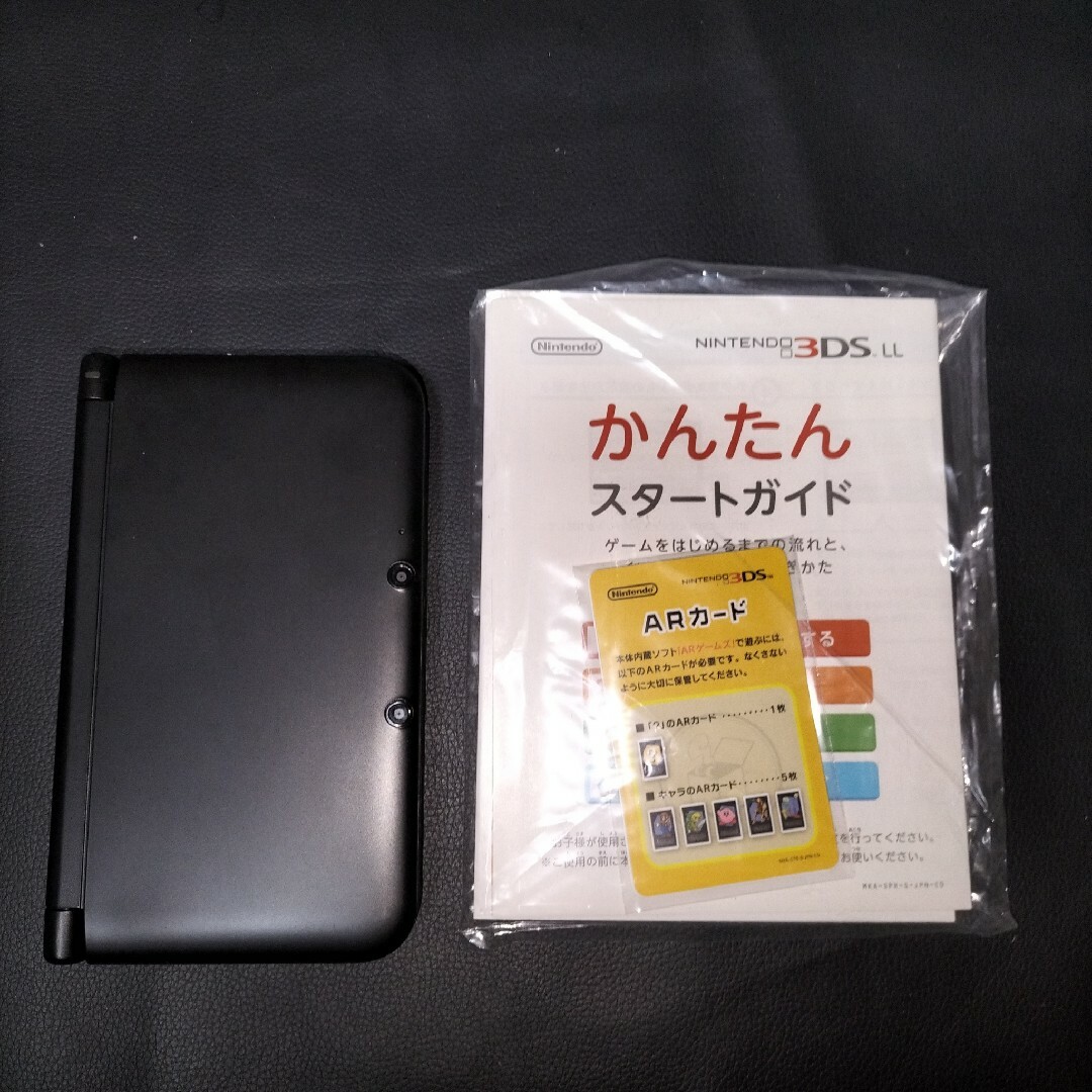 3DSLL　 未使用　新品　展示品　ブラック エンタメ/ホビーのゲームソフト/ゲーム機本体(携帯用ゲーム機本体)の商品写真