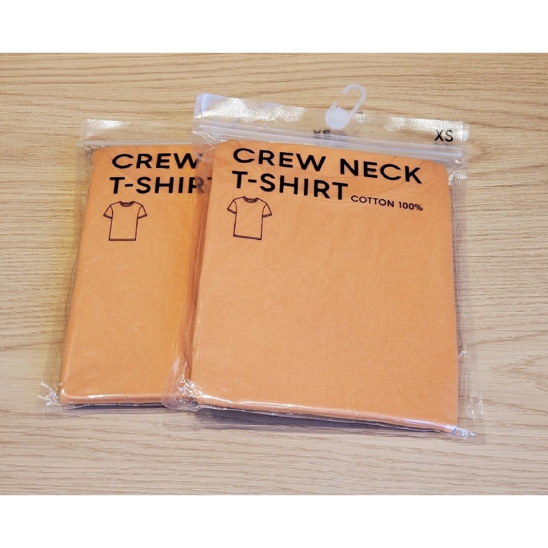 GU(ジーユー)の2枚組 GU MEN クルーネックTシャツ XS オレンジ 綿100％ メンズのトップス(Tシャツ/カットソー(半袖/袖なし))の商品写真