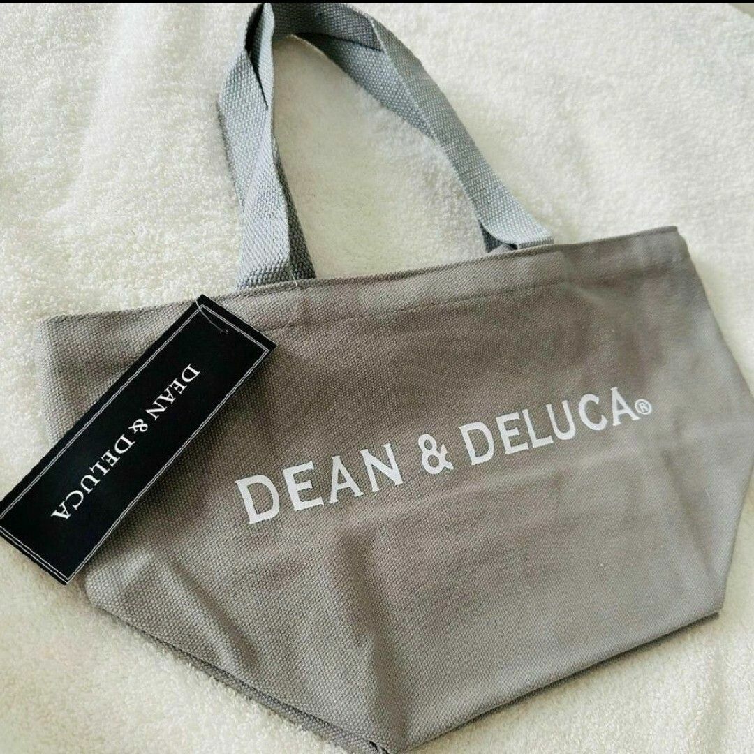 DEAN & DELUCA(ディーンアンドデルーカ)の新品　SサイズDEAN＆DELUCA トートバッグ　グレー レディースのバッグ(トートバッグ)の商品写真