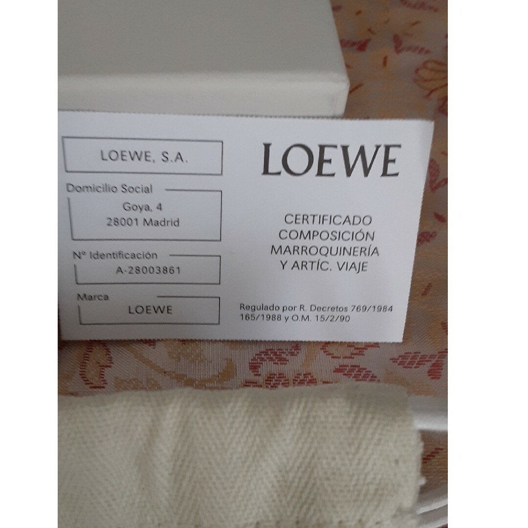 未使用 ロエベ LOEWE アナグラムブローチ 未使用 ロエベ LOEWE アナグラムブローチ