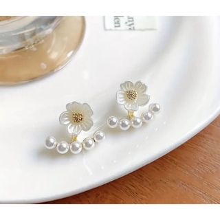 ピアス パール ジュエリー ゴールド お洒落 フラワー 花 ピアス 金 桜 (ピアス)