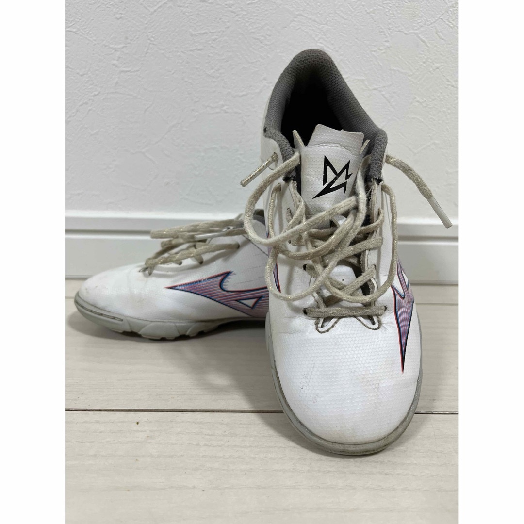 MIZUNO(ミズノ)の【中古】ミズノアルファ SELECT Jr AS（21cm） スポーツ/アウトドアのサッカー/フットサル(シューズ)の商品写真