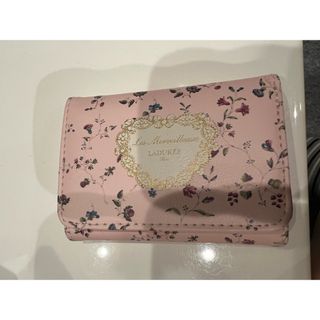 レメルヴェイユーズラデュレ(Les Merveilleuses LADUREE)のラデュレ三つ折り財布(財布)