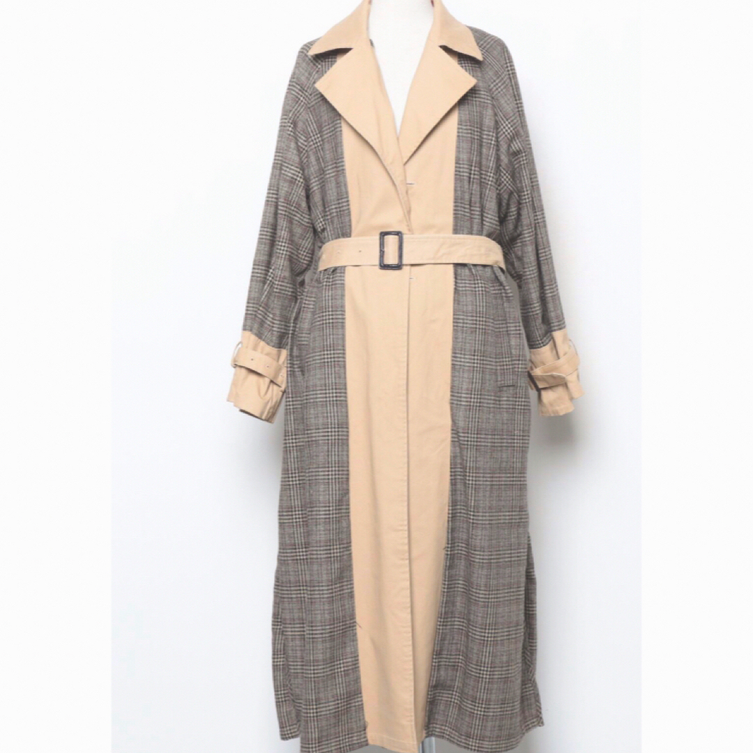 Ameri VINTAGE(アメリヴィンテージ)のAMERI REVERSIBLETRENCHCOAT ※ポーチなし レディースのジャケット/アウター(トレンチコート)の商品写真