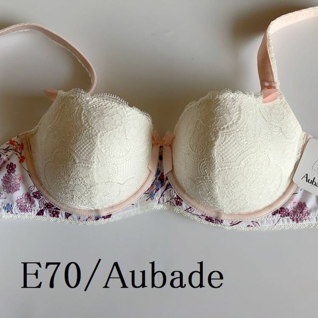 Aubade(オーバドゥ)のE70☆Aubade オーバドゥ Femme Artiste　フランス　ブラ　白 レディースの下着/アンダーウェア(ブラ)の商品写真