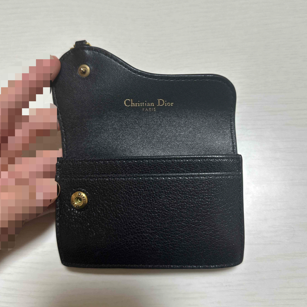 Christian Dior(クリスチャンディオール)のDior 財布 Saddle フラップ カードホルダー ブラック レディースのファッション小物(財布)の商品写真