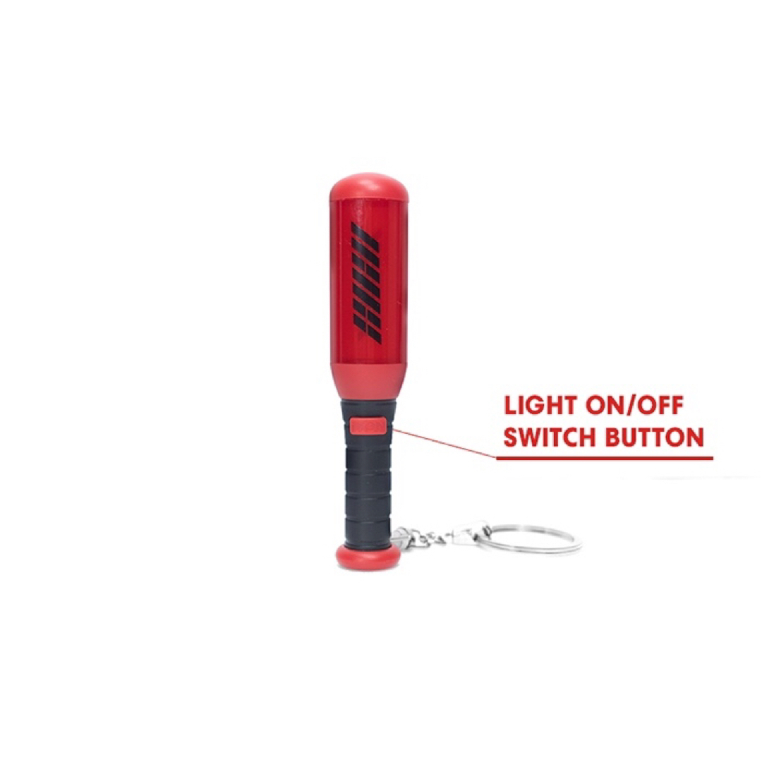 iKON 公式 KONBAT KEYRING キーホルダー 新品 未開封 エンタメ/ホビーの声優グッズ(ペンライト)の商品写真