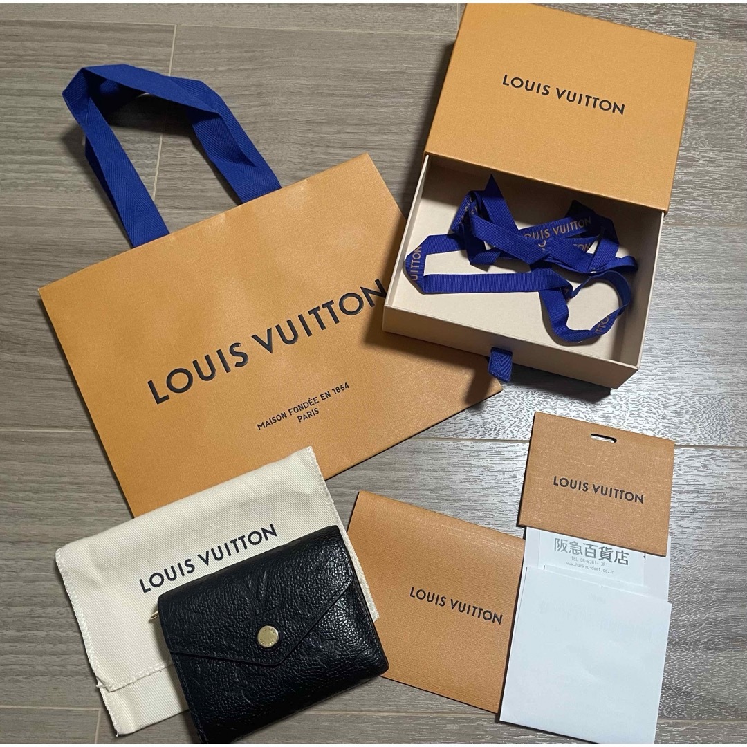 LOUIS VUITTON(ルイヴィトン)のルイヴィトン　財布　LV ミニ財布　ポルトフォイユゾエ　三つ折り財布 レディースのファッション小物(財布)の商品写真