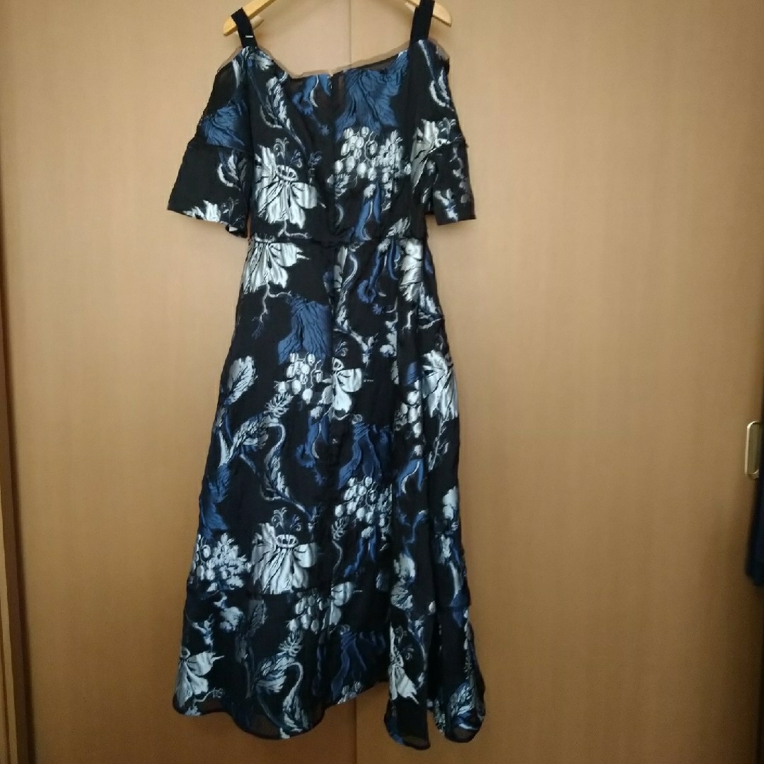 Erdem(アーデム)のＥＲＤＥＭ  シルクドレス  ワンピース  １５号　大きいサイズ レディースのワンピース(ロングワンピース/マキシワンピース)の商品写真