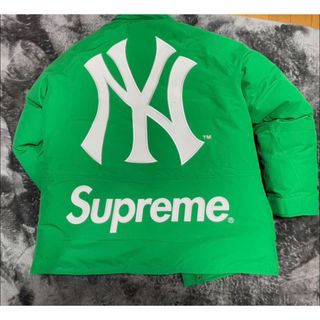 シュプリーム(Supreme)の国内正規品　美品　貴重　supreme  yankees ダウンS(ダウンジャケット)