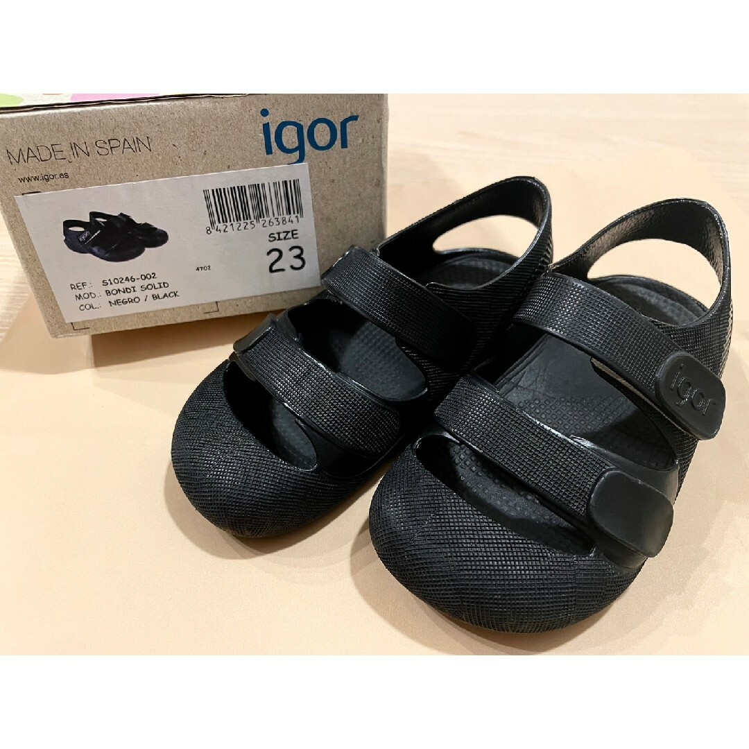 igor(イゴール)のigor イゴール　JPN14cm 23サイズ　サンダル　ブラック キッズ/ベビー/マタニティのベビー靴/シューズ(~14cm)(サンダル)の商品写真