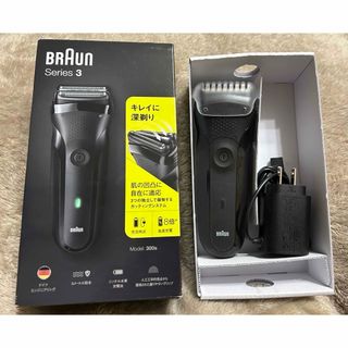 ブラウン(BRAUN)のブラウン メンズシェーバー シリーズ3 ブラック 300s-B(1台)(メンズシェーバー)