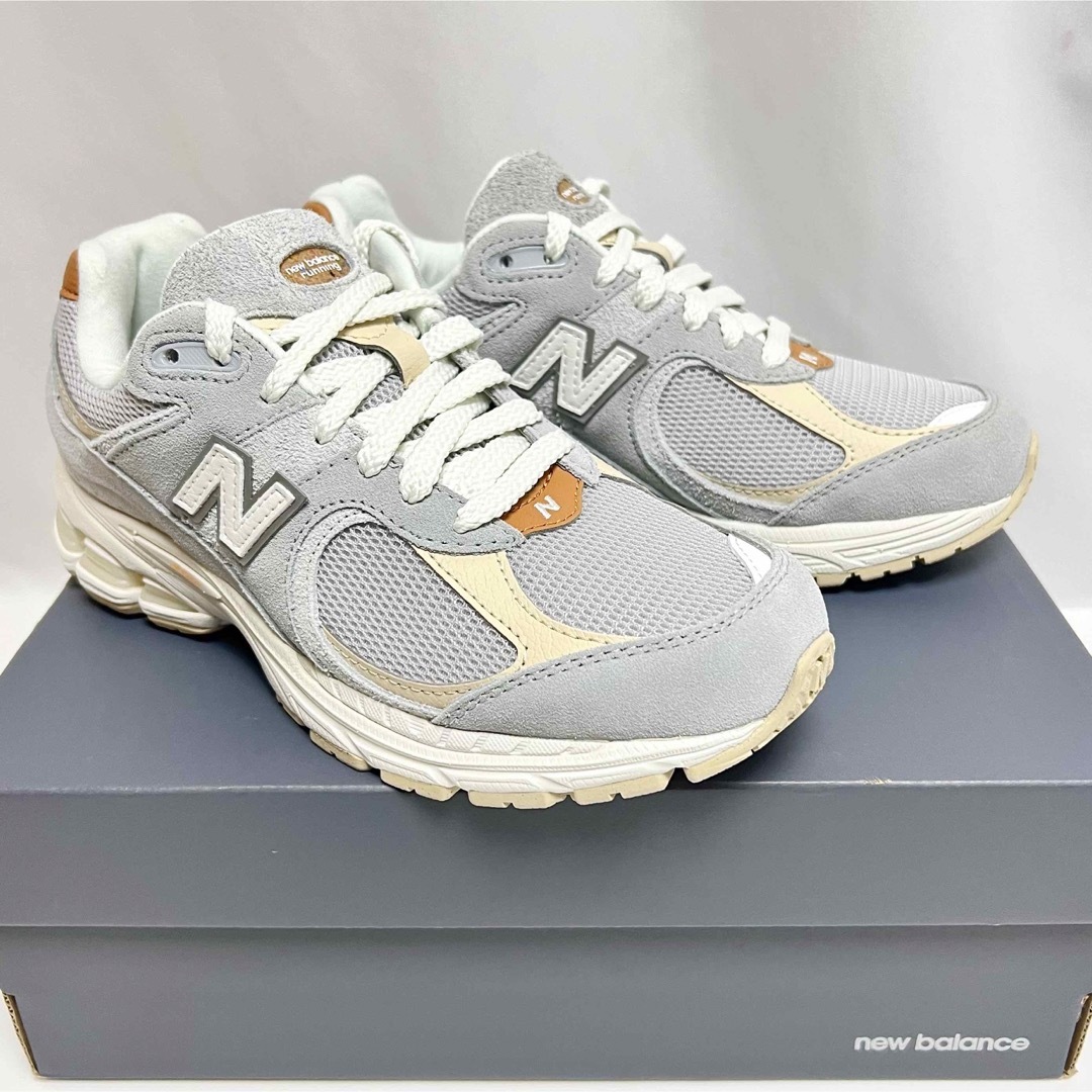 New Balance(ニューバランス)の23cm 新品 ニューバランス 2002 グレー スニーカー 2002R RSB レディースの靴/シューズ(スニーカー)の商品写真