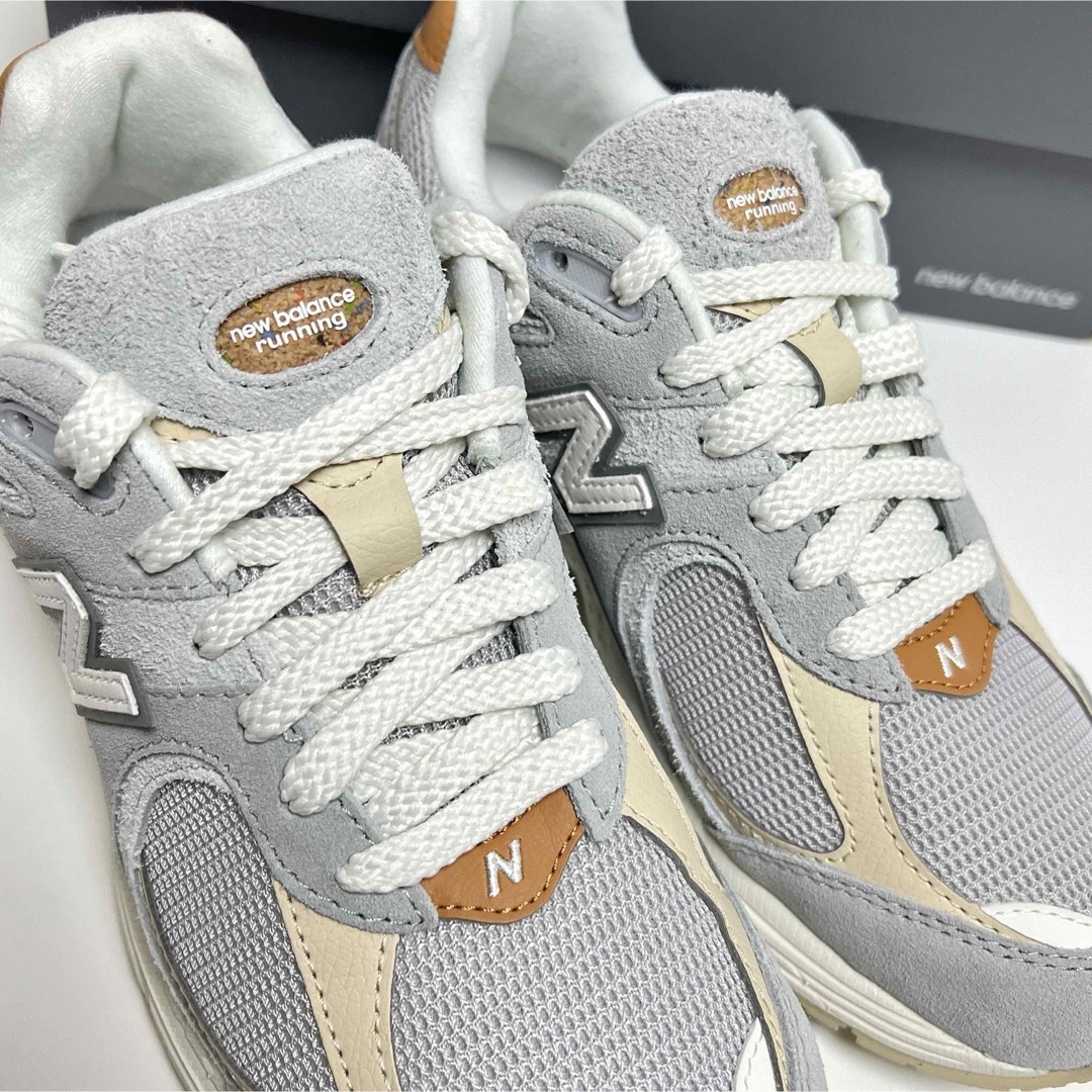 New Balance(ニューバランス)の23cm 新品 ニューバランス 2002 グレー スニーカー 2002R RSB レディースの靴/シューズ(スニーカー)の商品写真