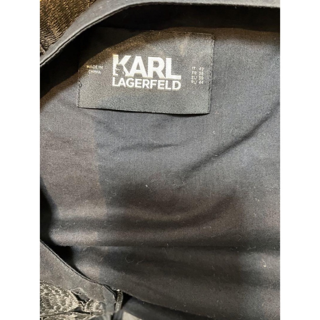 Karl Lagerfeld(カールラガーフェルド)のKARL LAGERFELD ブラックロングコート　oo210 レディースのジャケット/アウター(その他)の商品写真