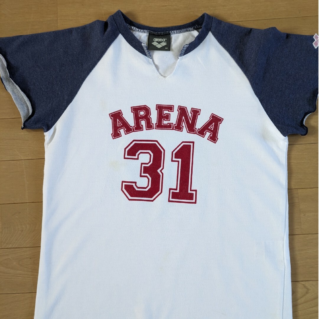 arena(アリーナ)のアリーナ　Tシャツ、Mサイズ レディースのトップス(Tシャツ(半袖/袖なし))の商品写真
