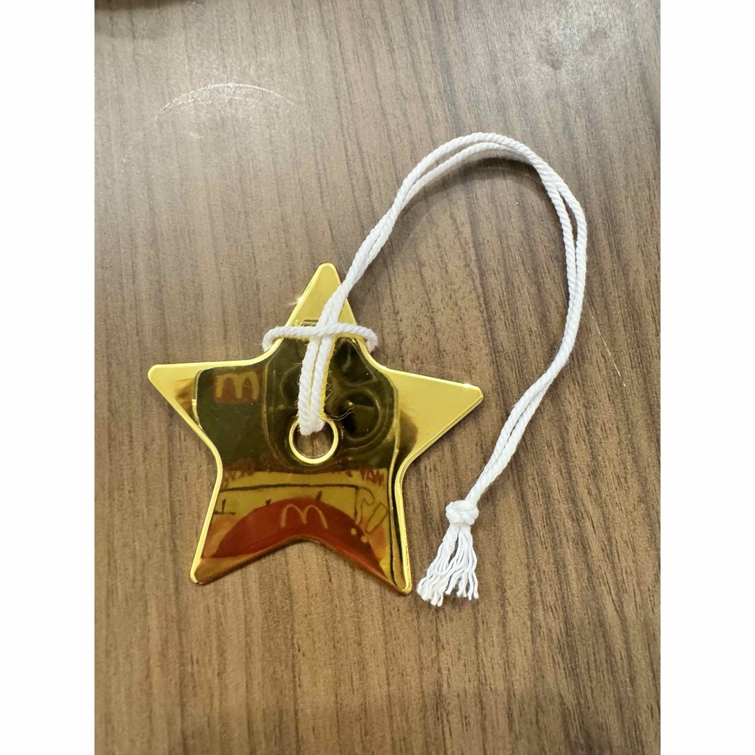 Dior - ディオールの星チャーム ゴールド 大人気❗の通販 by Dior - ディオールの星チャーム ゴールド 大人気❗の通販 by