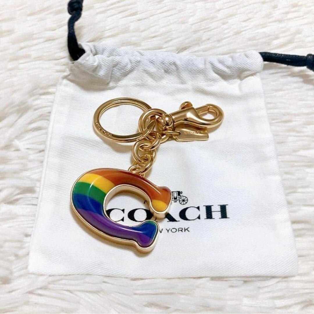 COACH(コーチ)の✨未使用✨COACH コーチ　バッグチャーム キーリング Cロゴ レインボー レディースのファッション小物(キーホルダー)の商品写真