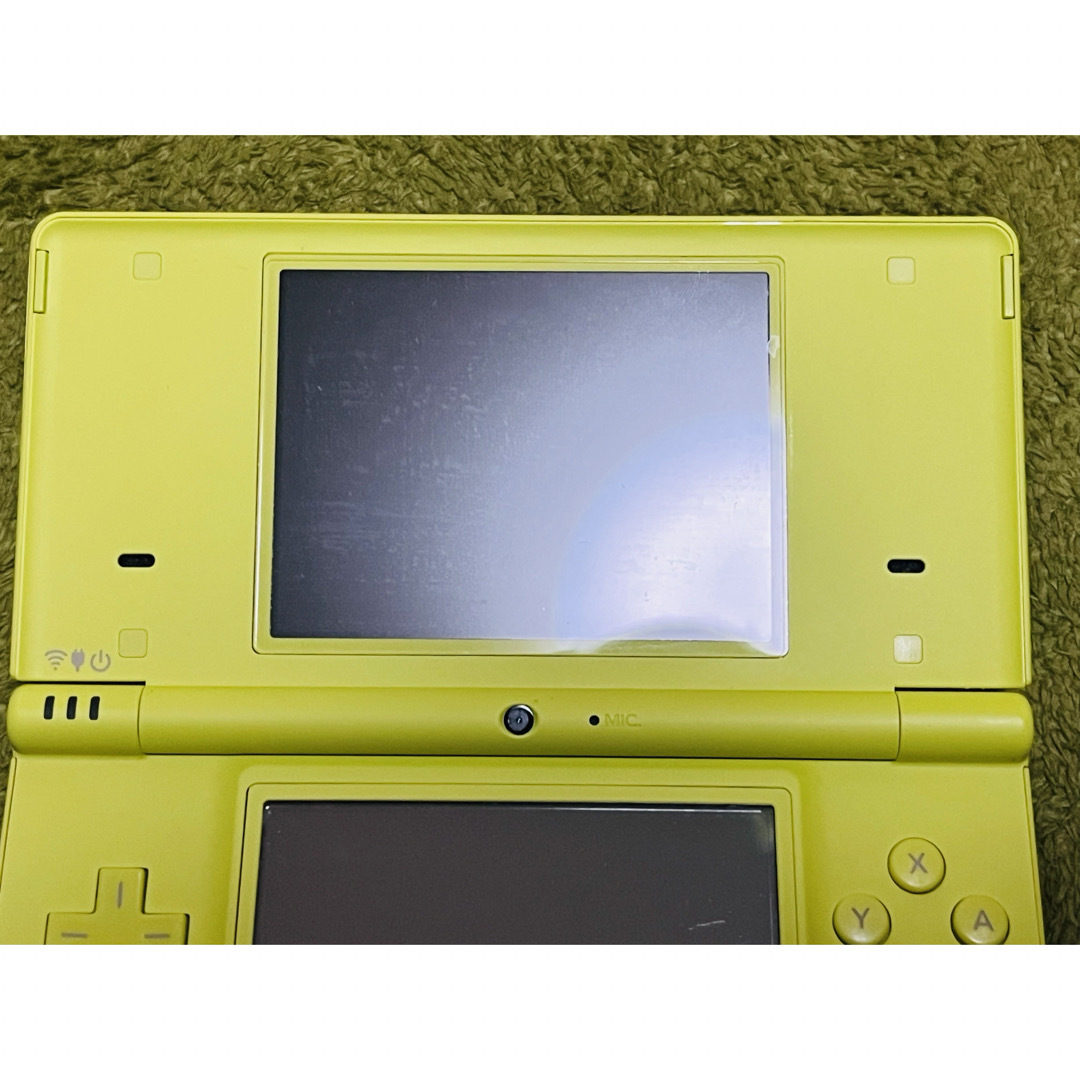 【美品★即日発送】ニンテンドーDSi 本体 ライムグリーン＋ポケモンソフトセット エンタメ/ホビーのゲームソフト/ゲーム機本体(携帯用ゲーム機本体)の商品写真