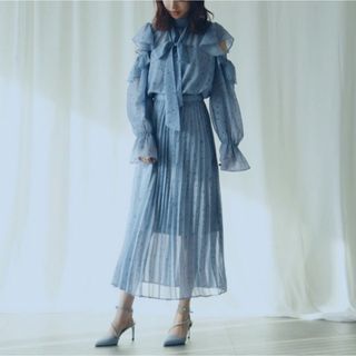 スナイデル(SNIDEL)のMUSEL フラワープリーツワンピース(ロングワンピース/マキシワンピース)