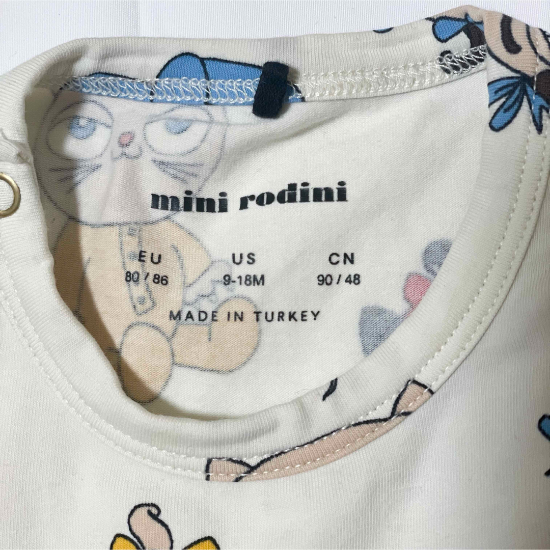 bobo chose(ボボチョース)の美品 mini rodini baby rompers & hat セット キッズ/ベビー/マタニティのベビー服(~85cm)(ロンパース)の商品写真