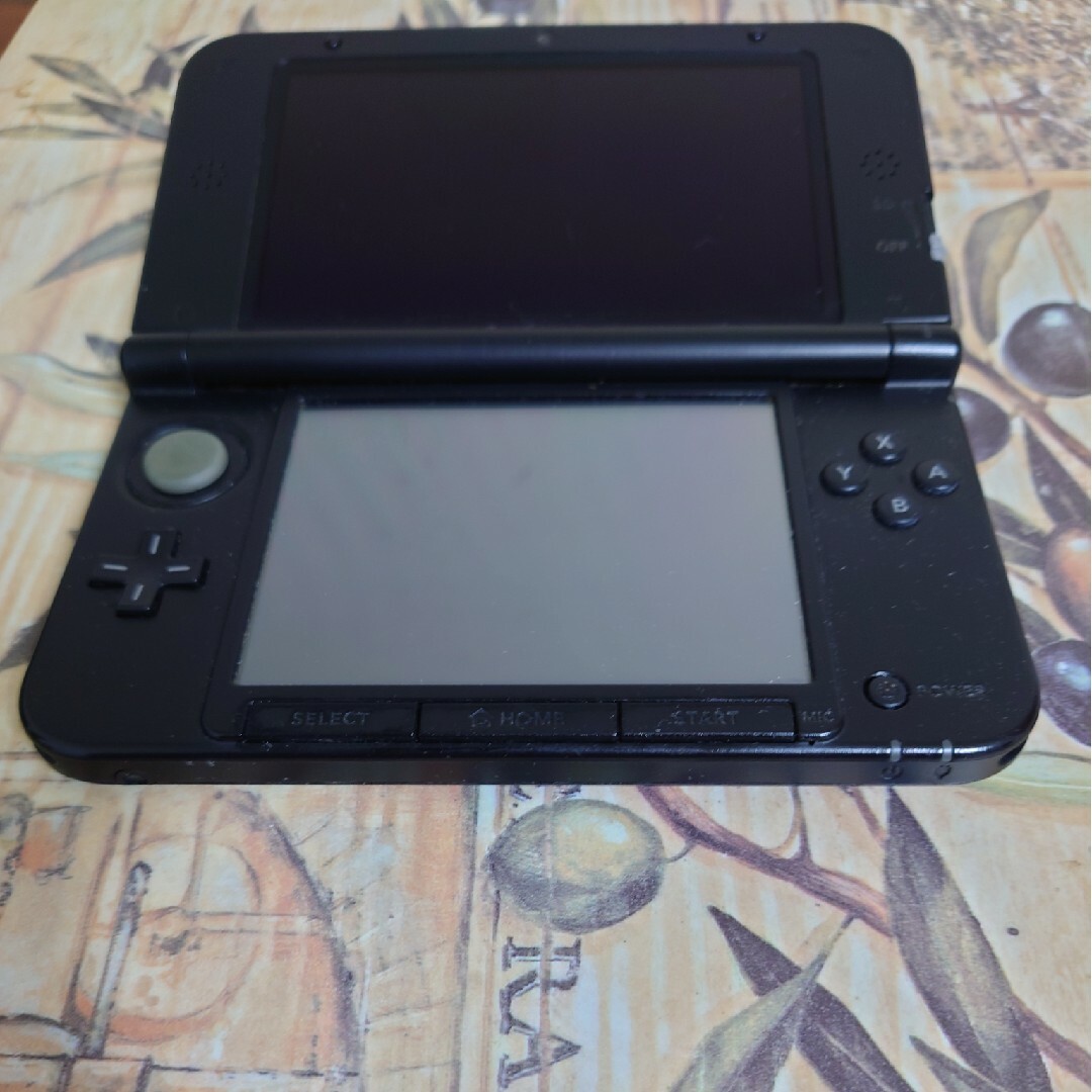 ニンテンドー3DS(ニンテンドー3DS)のニンテンドー3DS LL ブラック エンタメ/ホビーのゲームソフト/ゲーム機本体(携帯用ゲーム機本体)の商品写真