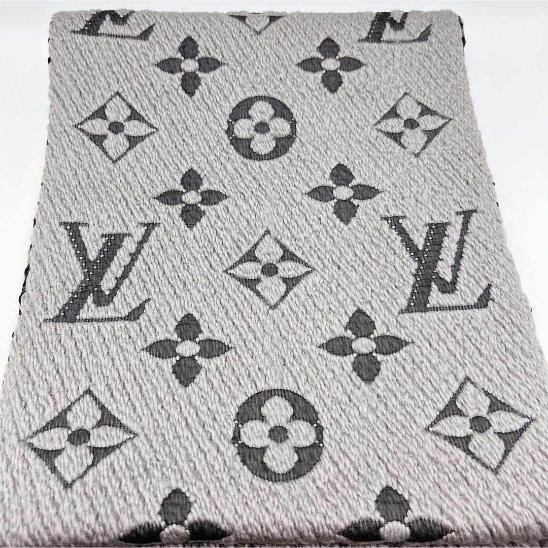 LOUIS VUITTON - 【美品】ルイヴィトン マフラー エシャルプロゴ LOUIS VUITTON - 【美品】ルイヴィトン マフラー エシャルプロゴ