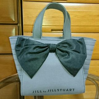 ジルバイジルスチュアート(JILL by JILLSTUART)のリボントート(ハンドバッグ)