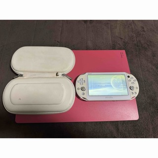 プレイステーションヴィータ(PlayStation Vita)のvita   ホワイト　完全ジャンク品(携帯用ゲーム機本体)