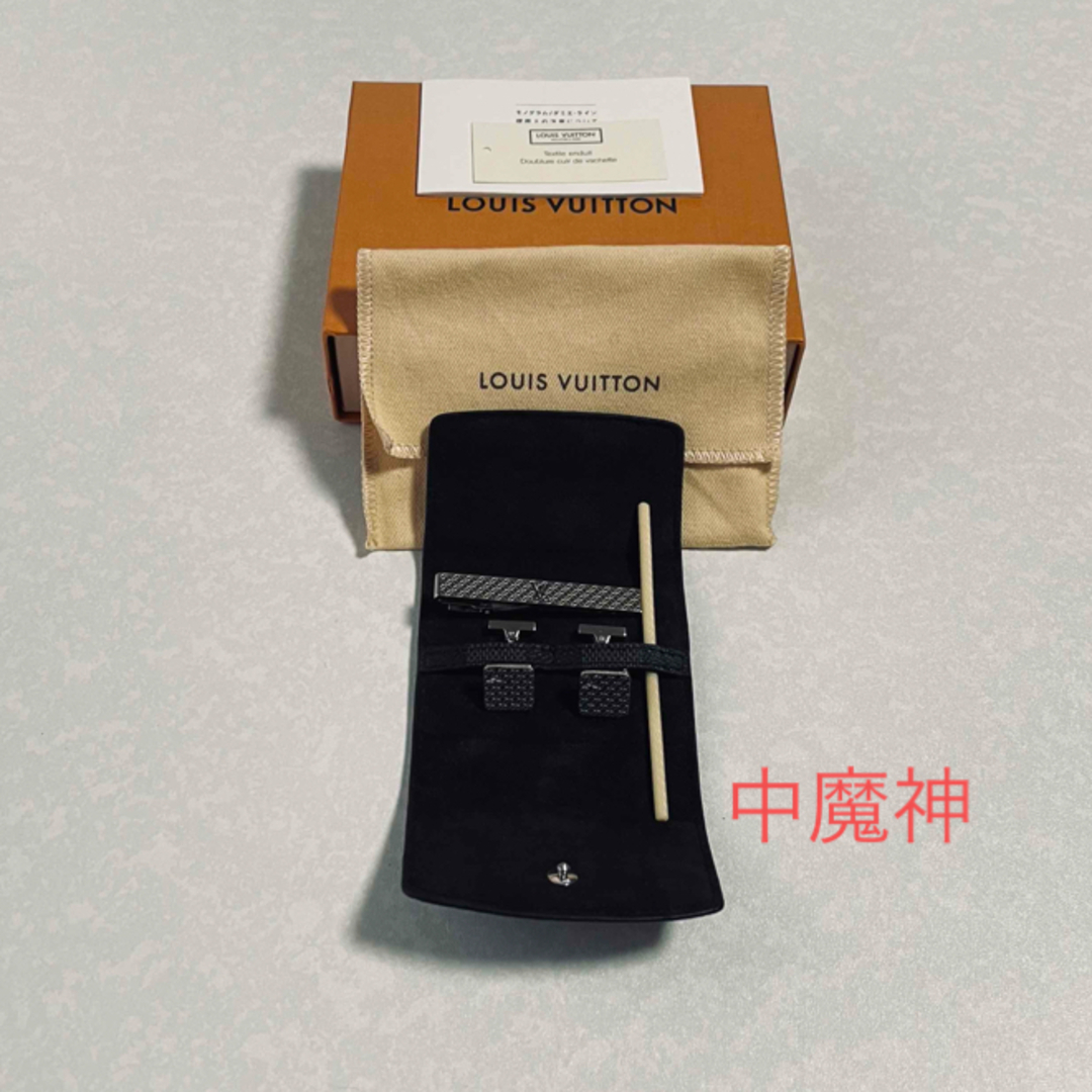 美品! ルイヴィトン カフス ネクタイピン セット シャンゼリゼ 美品! ルイヴィトン カフス ネクタイピン セット シャンゼリゼ