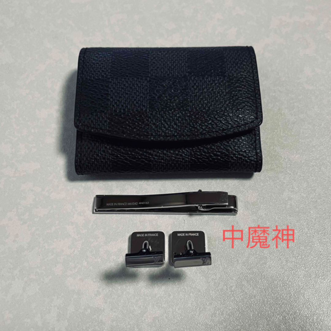 美品! ルイヴィトン カフス ネクタイピン セット シャンゼリゼ 美品! ルイヴィトン カフス ネクタイピン セット シャンゼリゼ