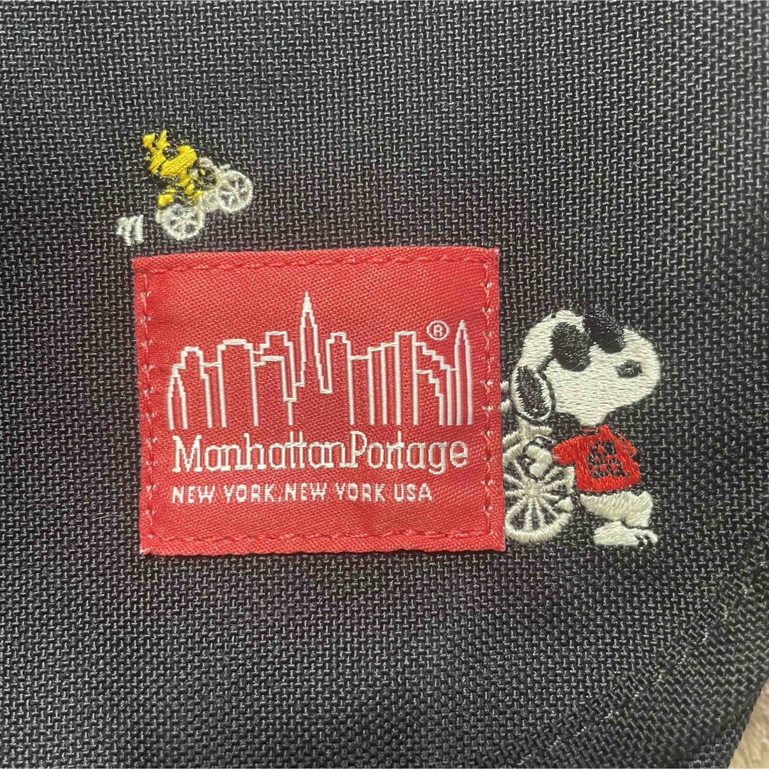 Manhattan Portage(マンハッタンポーテージ)の【超希少品】 マンハッタンポーテージ　ピーナッツ　スヌーピー　ショルダーバッグ レディースのバッグ(ショルダーバッグ)の商品写真