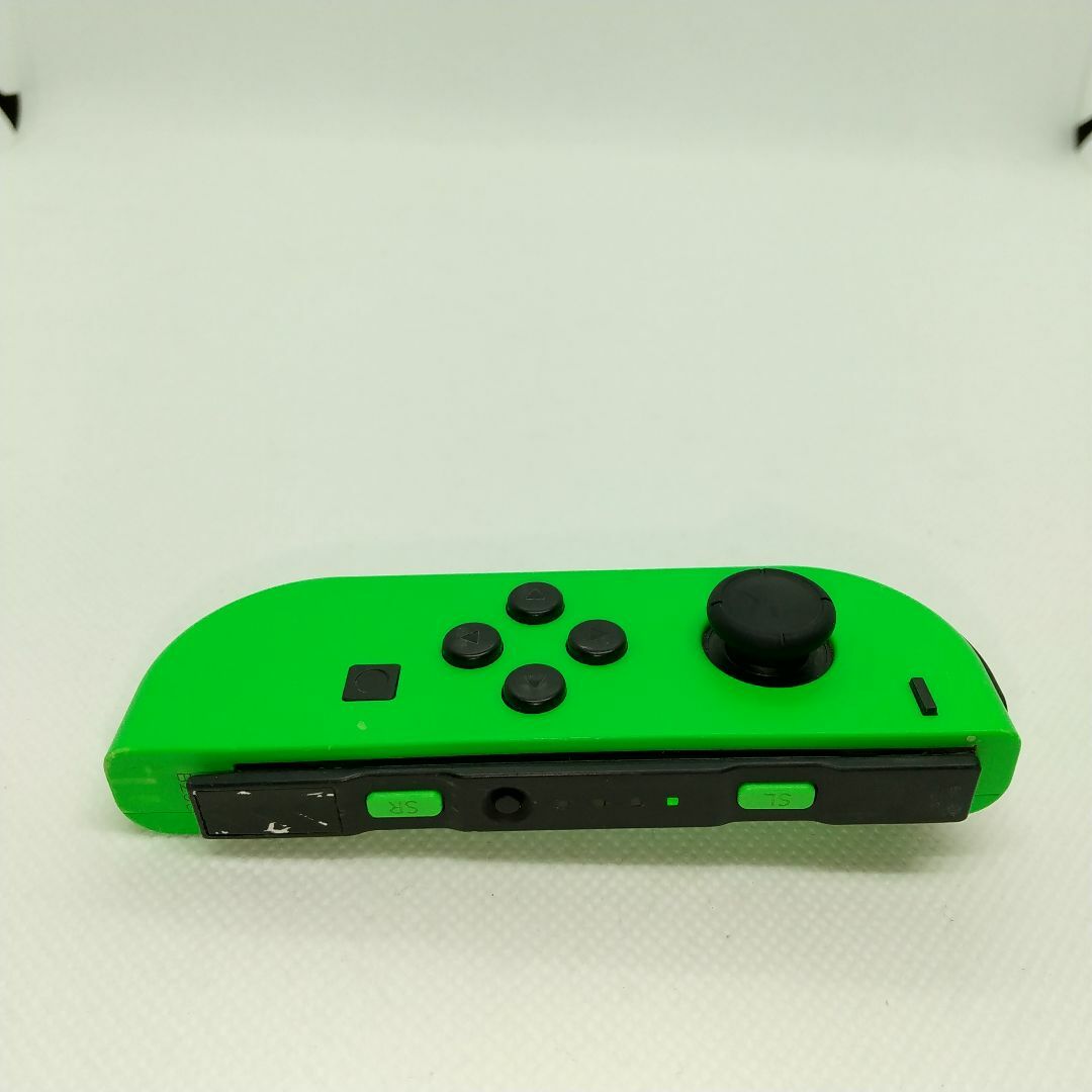 Nintendo Switch(ニンテンドースイッチ)の【大人気】⑧Switch ジョイコン　ネオングリーン左(L)【任天堂純正品】緑 エンタメ/ホビーのゲームソフト/ゲーム機本体(家庭用ゲーム機本体)の商品写真